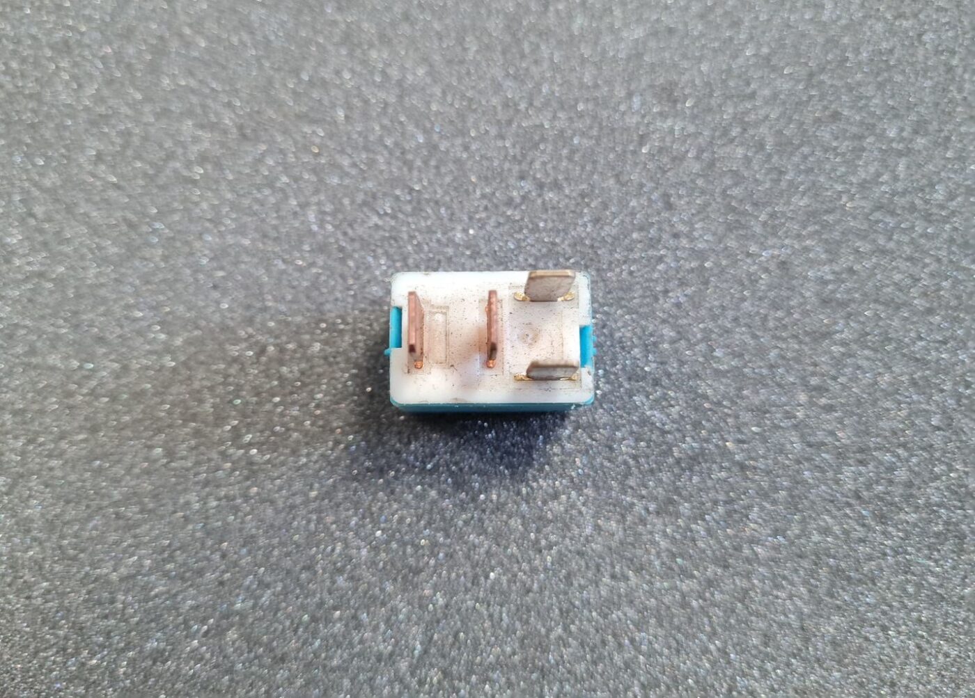 Drošinātāju releja priekš TOYOTA 2 Drošinātāju releja priekš TOYOTA