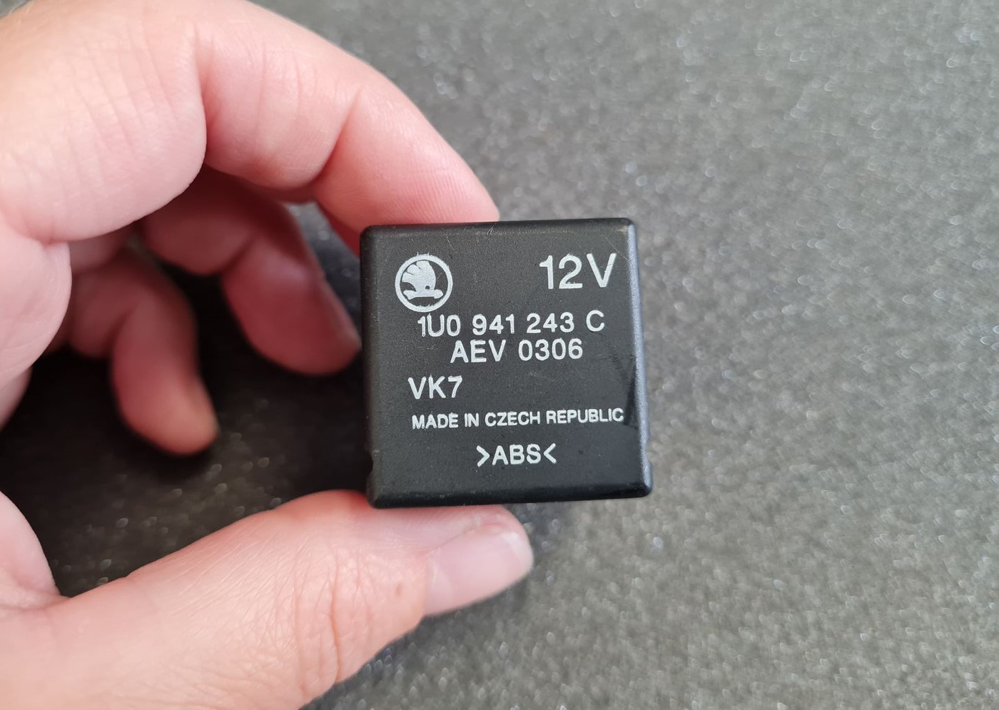 Drošinātāju releja priekš SKODA 3 Drošinātāju releja priekš SKODA