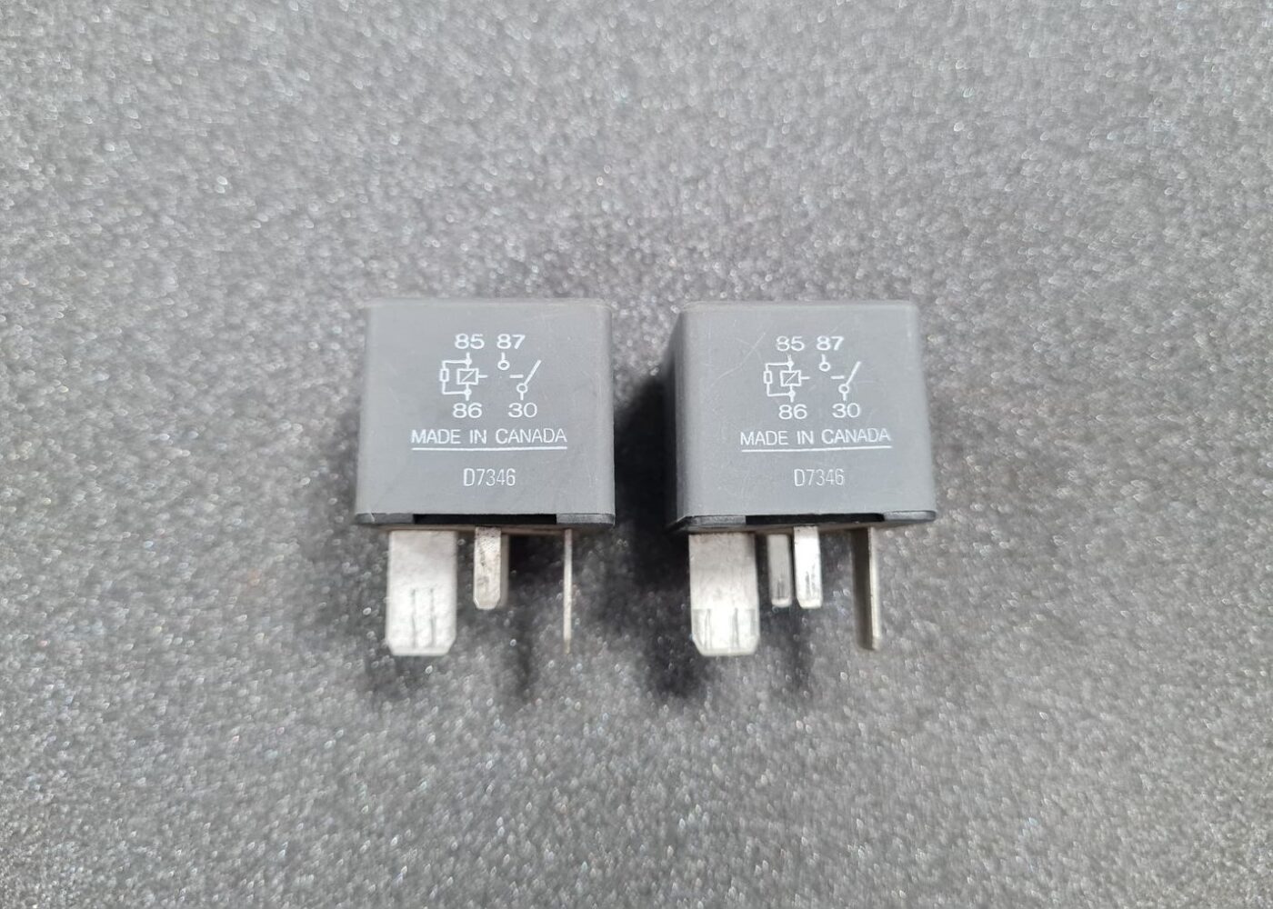 Drošinātāju releja priekš DODGE, JEEP 1 Drošinātāju releja priekš DODGE, JEEP