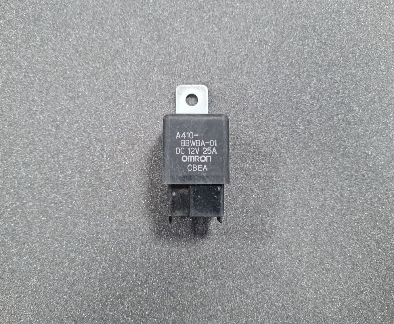 Drošinātāju releja priekš KIA 1 Drošinātāju releja priekš KIA