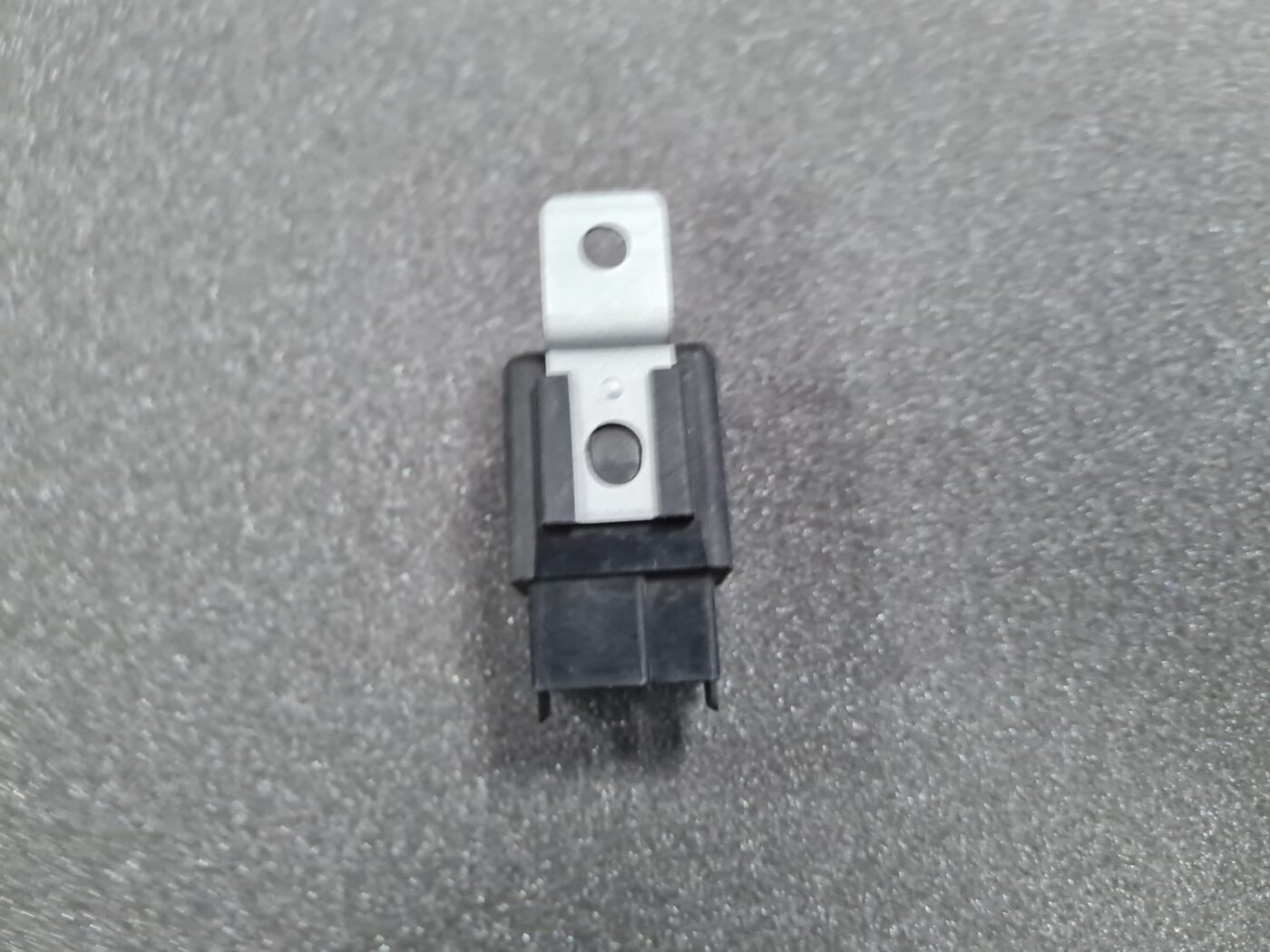 Drošinātāju releja priekš KIA 2 Drošinātāju releja priekš KIA