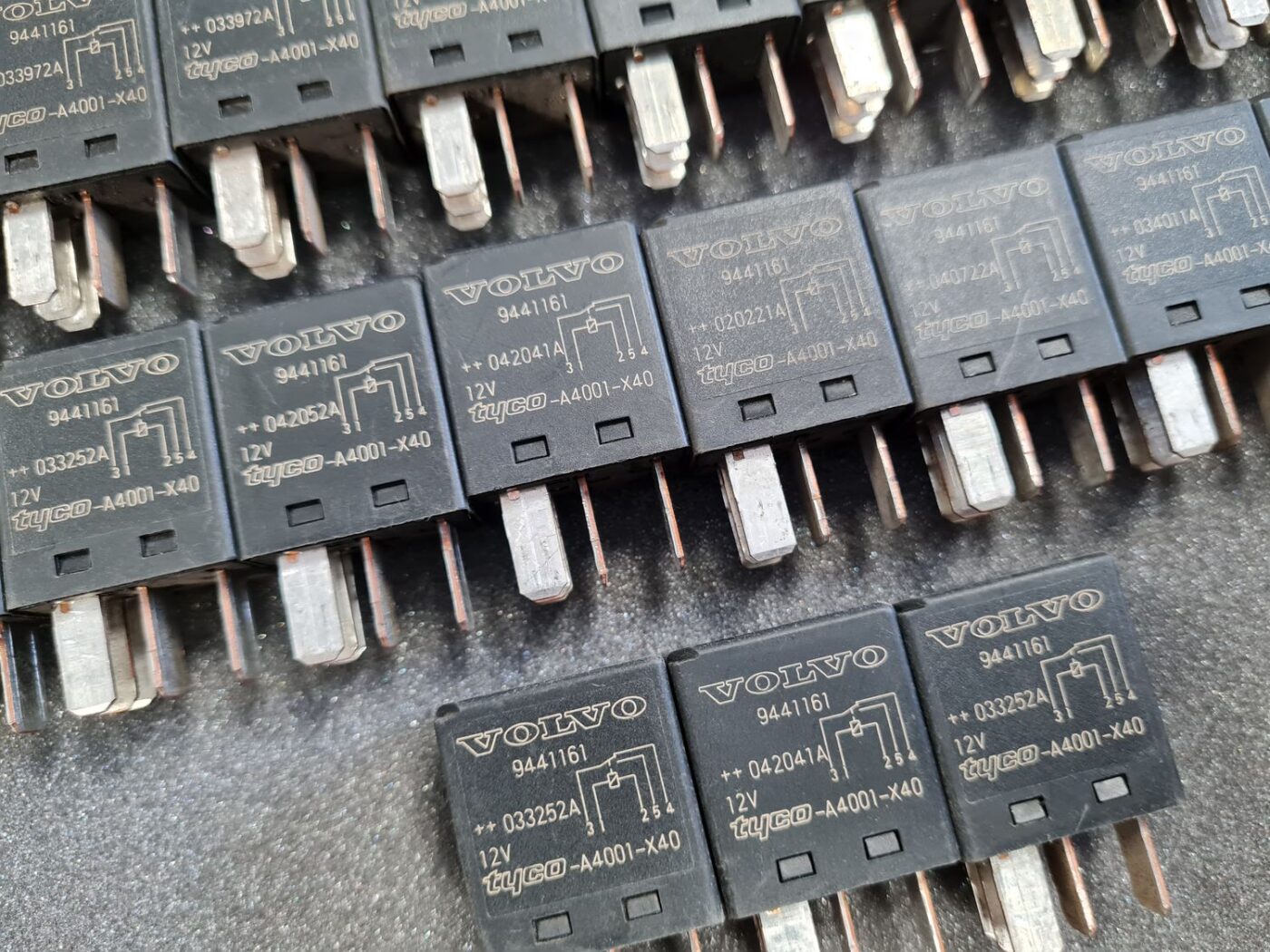 Drošinātāju releja priekš VOLVO 2 Drošinātāju releja priekš VOLVO