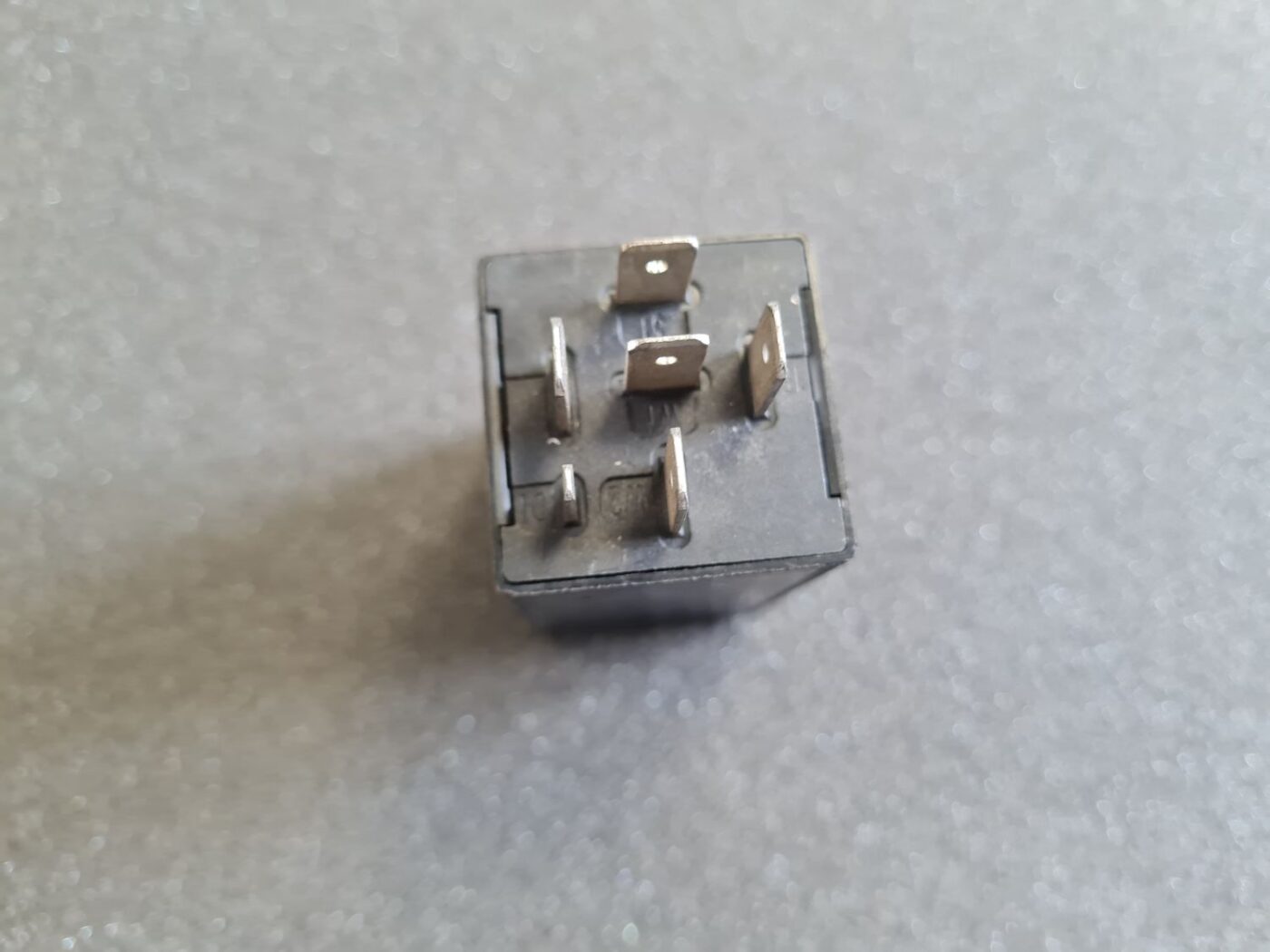 Drošinātāju releja priekš VW 2 Drošinātāju releja priekš VW