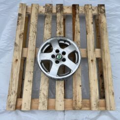 Lietais disks - vieglmetāla priekš ŠKODA OCTAVIA 2006