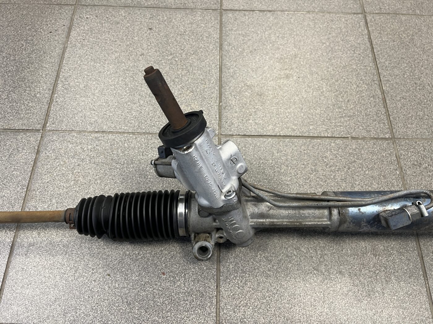 Stūres mehānisms priekš RANGE ROVER SPORT 2007 5 Stūres mehānisms priekš RANGE ROVER SPORT 2007