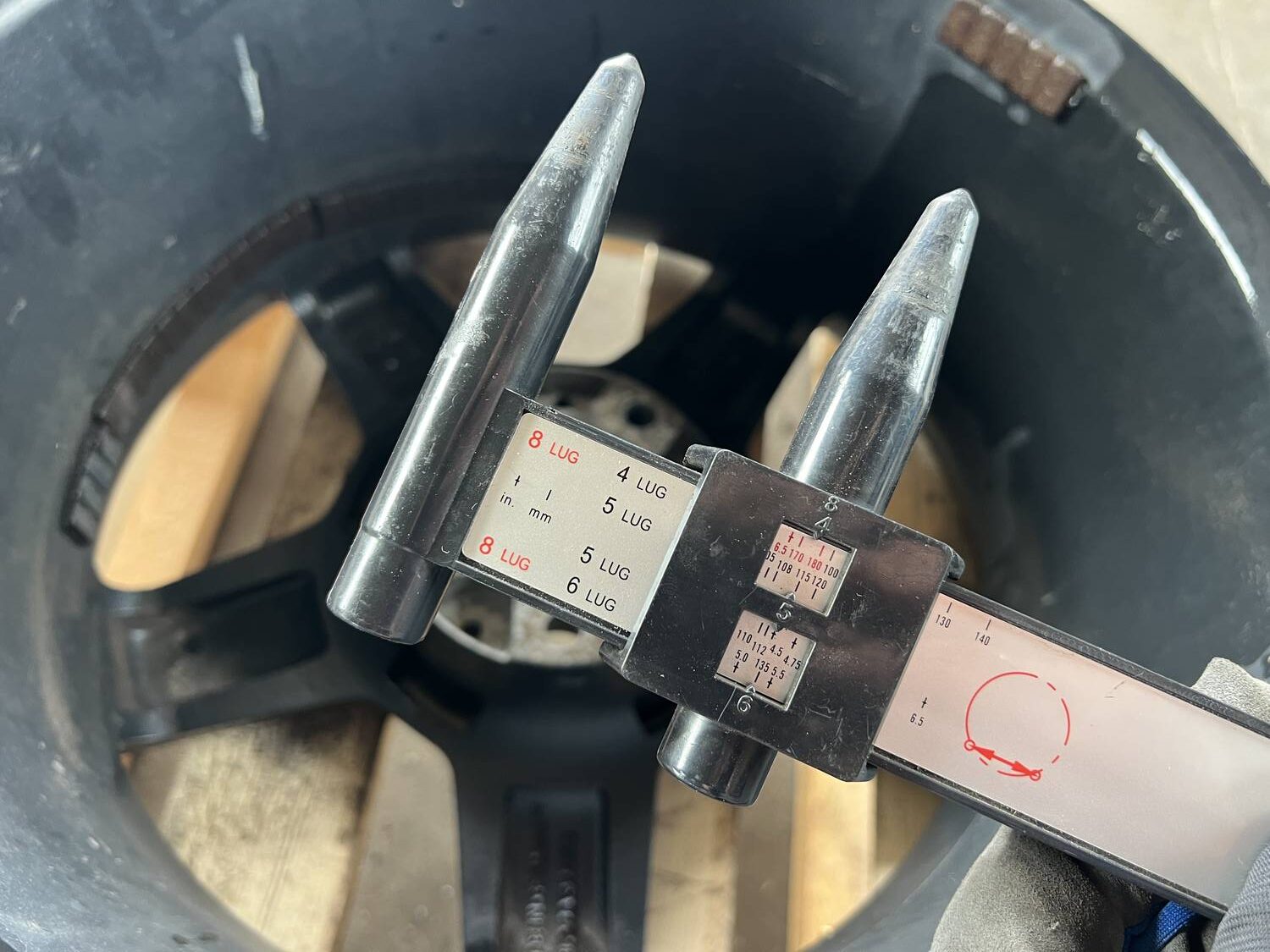 Lietie diski - vieglmetāla (kpl) priekš MERCEDES BENZ ML320 2006 SILVER