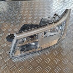 Priekšējais kreisais lukturis priekš DODGE JOURNEY 2010