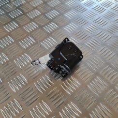 Apsildes sistēmas aktuators priekš DODGE JOURNEY 2010