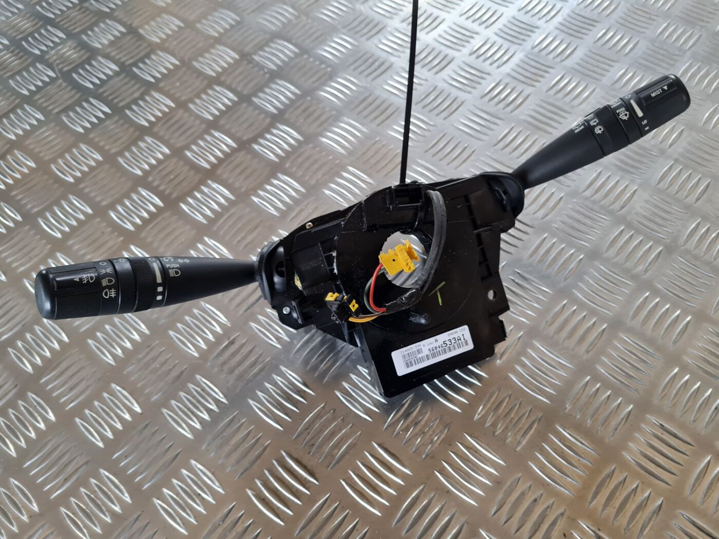 Stūres statnes slēdzis priekš DODGE JOURNEY 2010