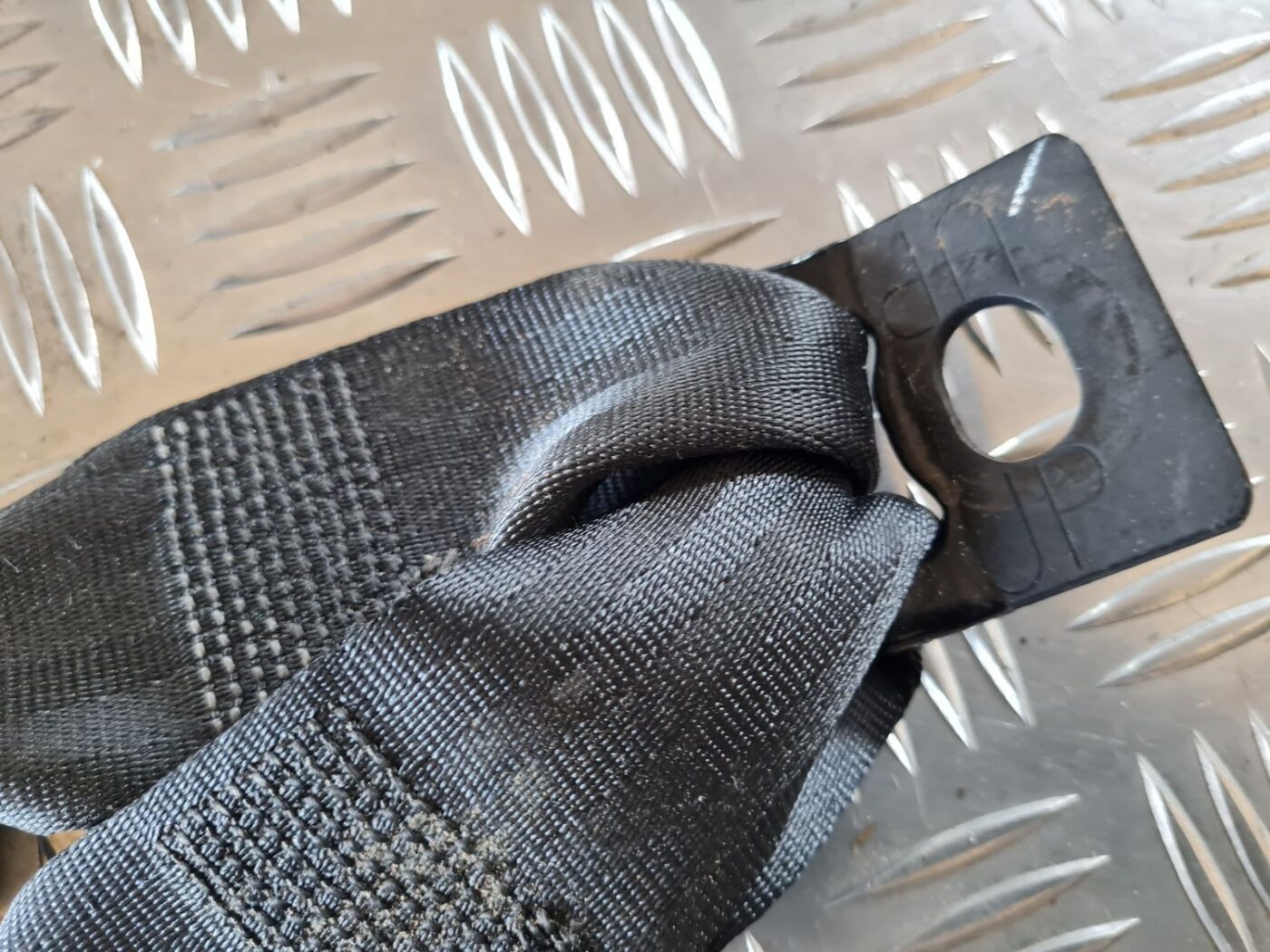 Aizmugurējā dubultā drošības jostas sprādze priekš DODGE JOURNEY 2010