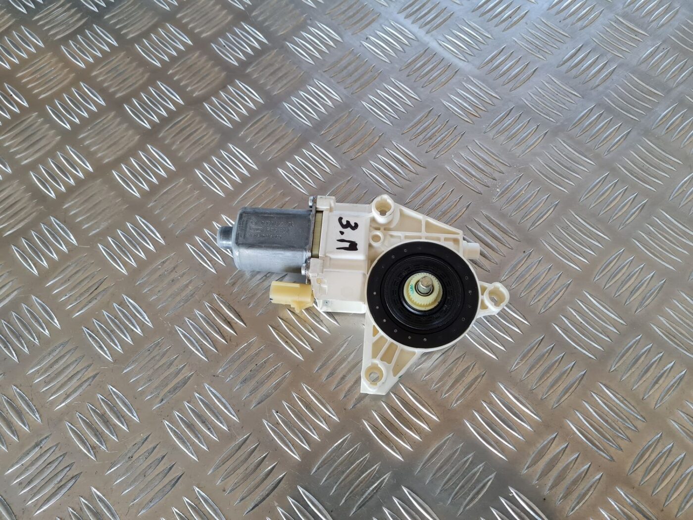 Elektrisko stiklu motors priekš DODGE JOURNEY 2010