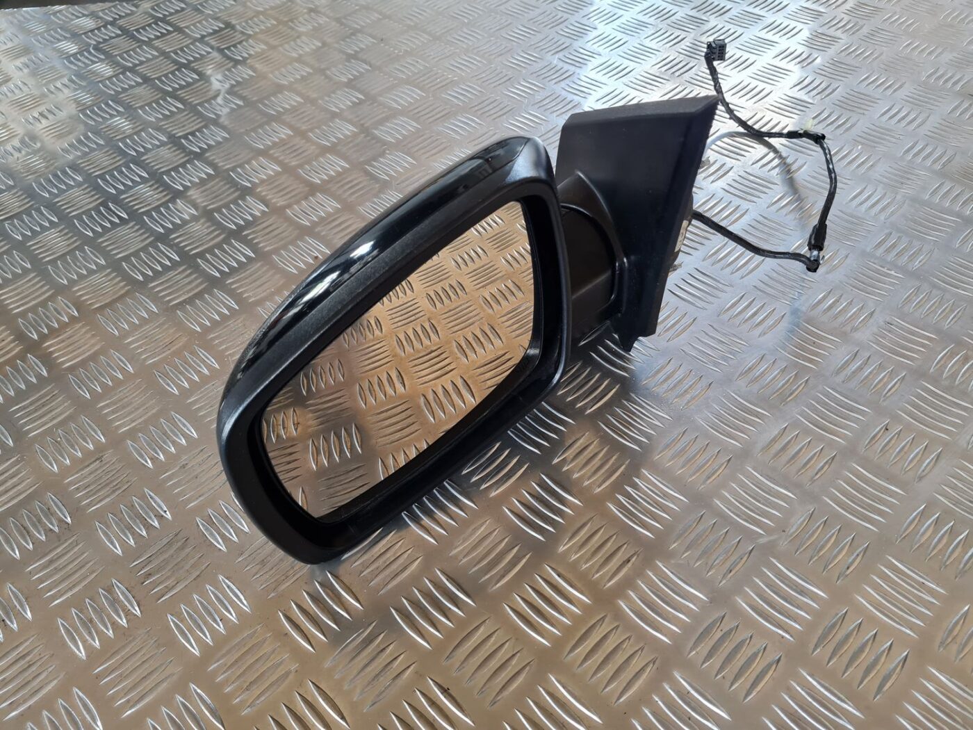 Ārējais spogulis, pa kreisi priekš DODGE JOURNEY 2010