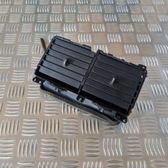 Mērinstrumentu paneļa gaisa vads, centrā priekš DODGE JOURNEY 2010