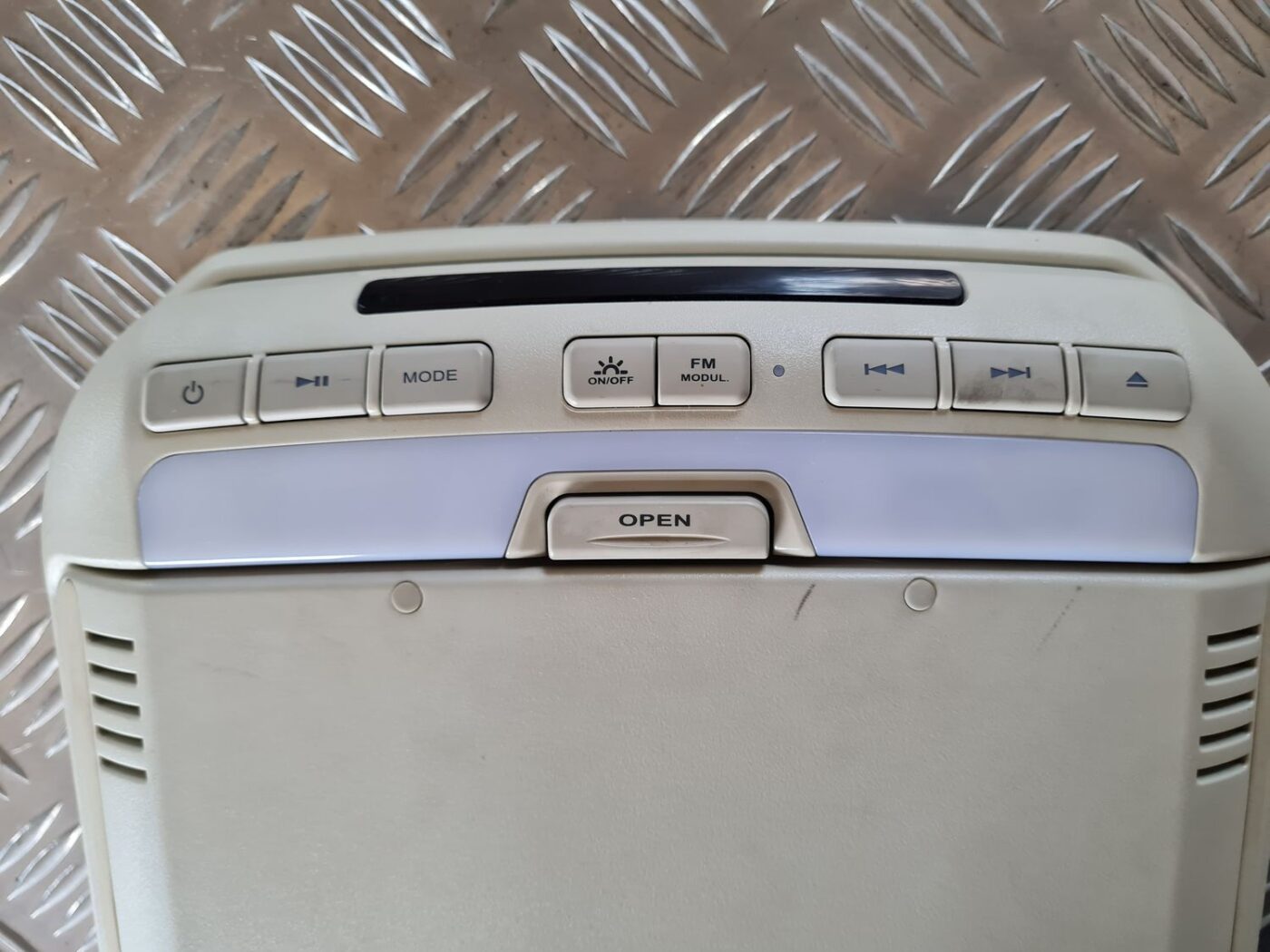 DVD komplekts priekš DODGE JOURNEY 2010 5 DVD komplekts priekš DODGE JOURNEY 2010