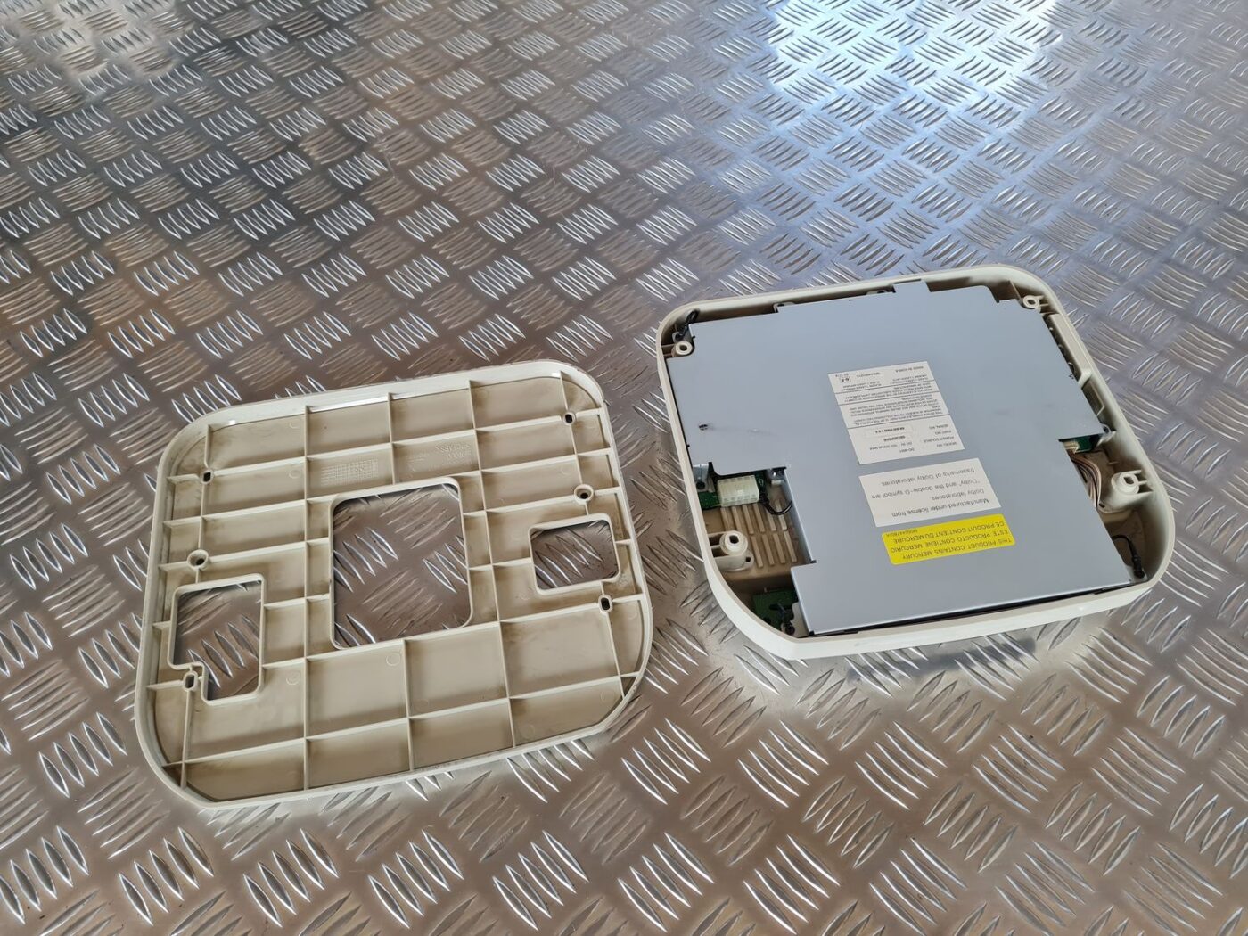 DVD komplekts priekš DODGE JOURNEY 2010 9 DVD komplekts priekš DODGE JOURNEY 2010