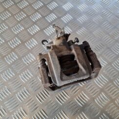 Aizmugurējais kreisais suports priekš DODGE JOURNEY 2010