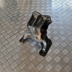 Dzinēja spilvens priekš DODGE JOURNEY 2010