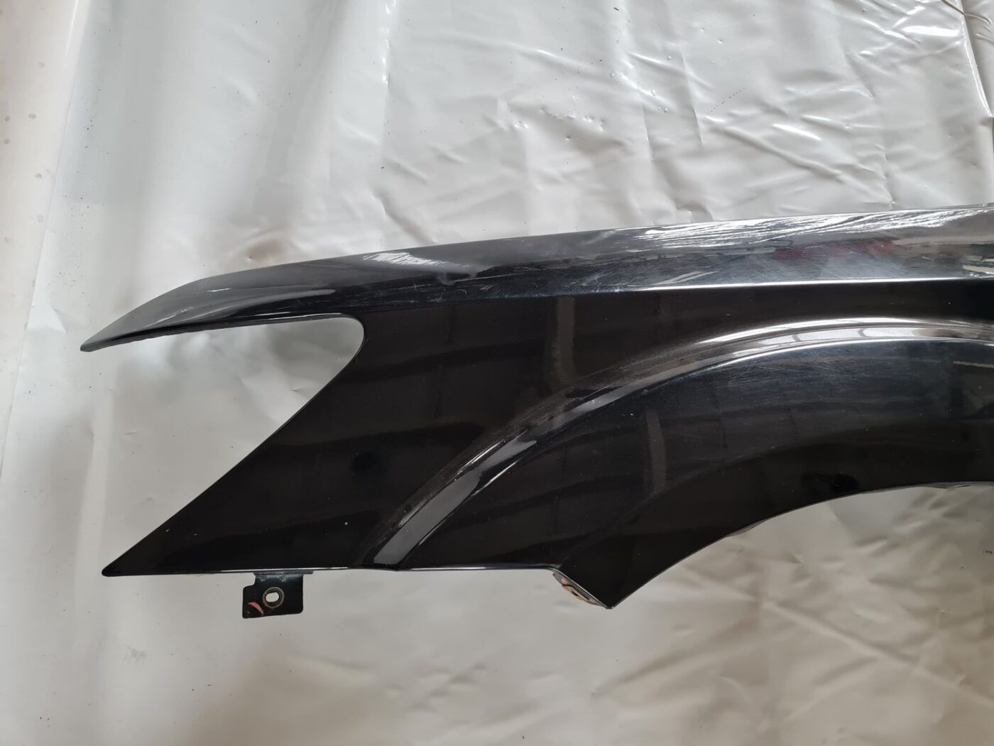 Priekšējais kreisais spārns priekš DODGE JOURNEY 2010 2 Priekšējais kreisais spārns priekš DODGE JOURNEY 2010