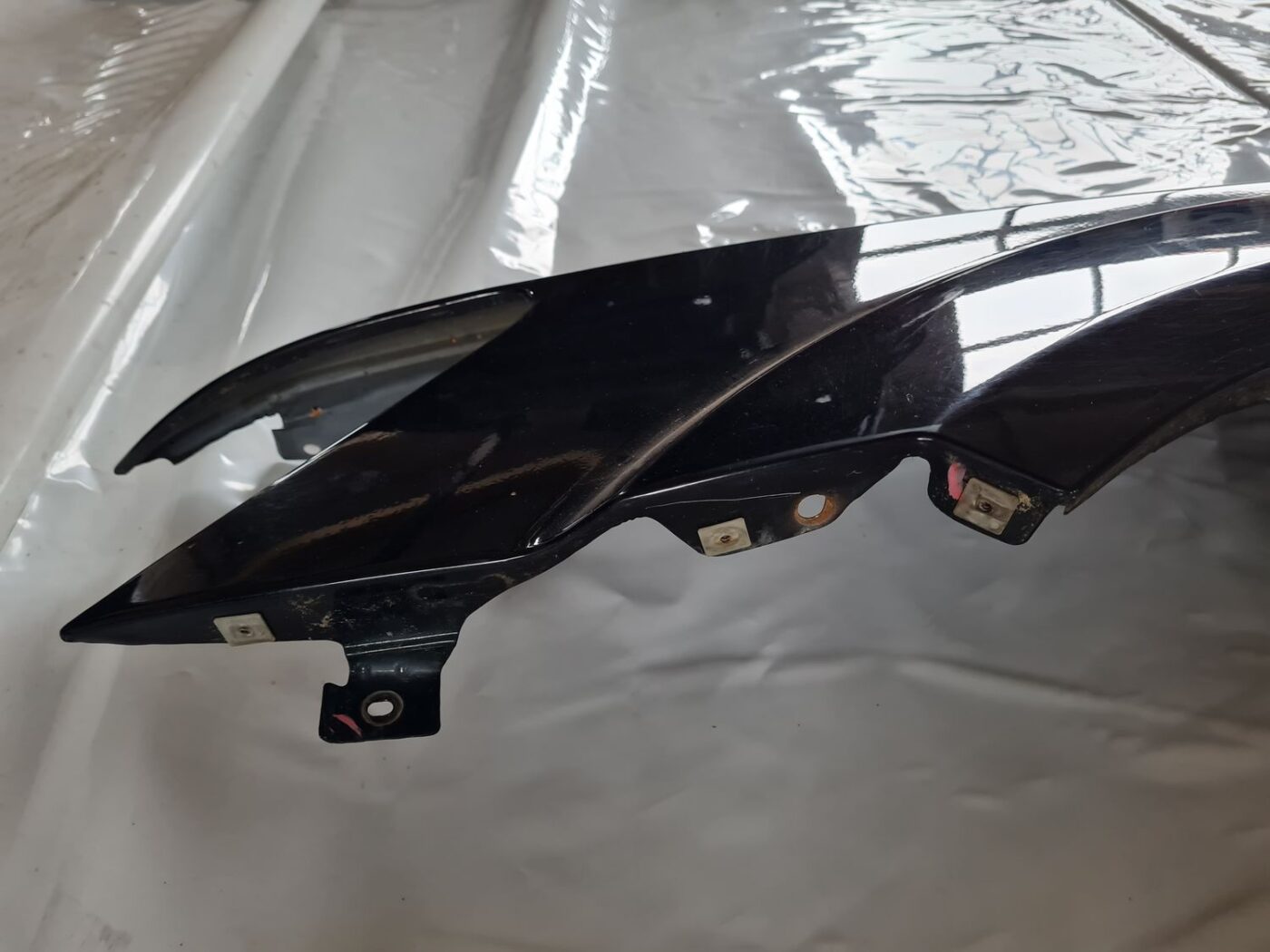 Priekšējais kreisais spārns priekš DODGE JOURNEY 2010 11 Priekšējais kreisais spārns priekš DODGE JOURNEY 2010