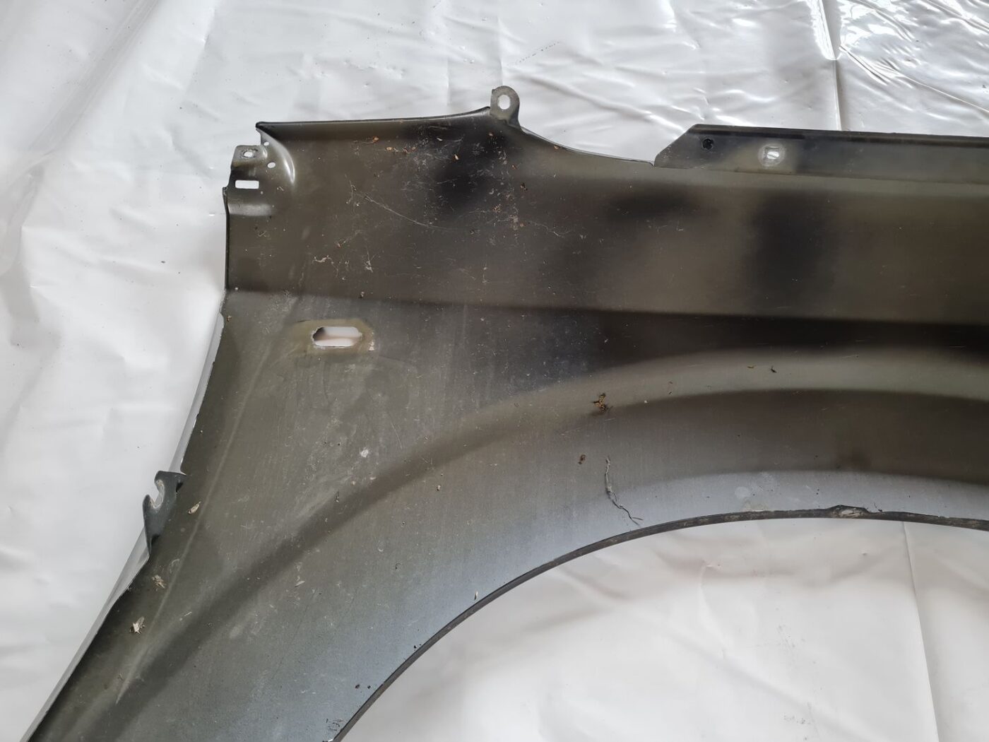 Priekšējais kreisais spārns priekš DODGE JOURNEY 2010 4 Priekšējais kreisais spārns priekš DODGE JOURNEY 2010