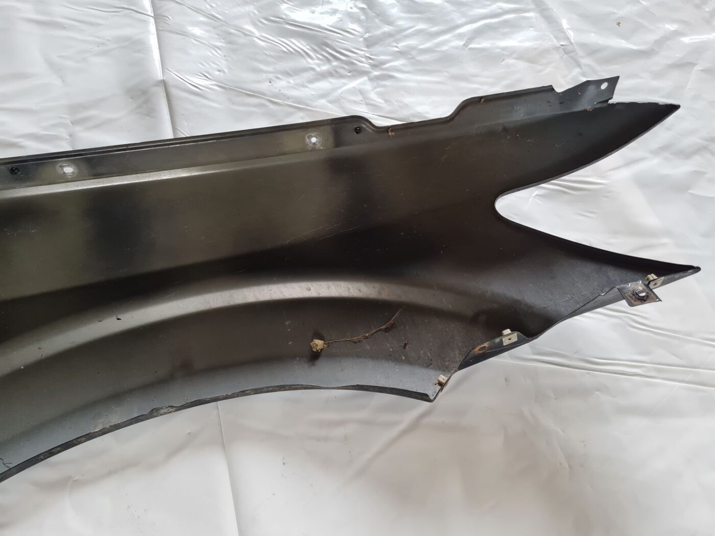 Priekšējais kreisais spārns priekš DODGE JOURNEY 2010 3 Priekšējais kreisais spārns priekš DODGE JOURNEY 2010