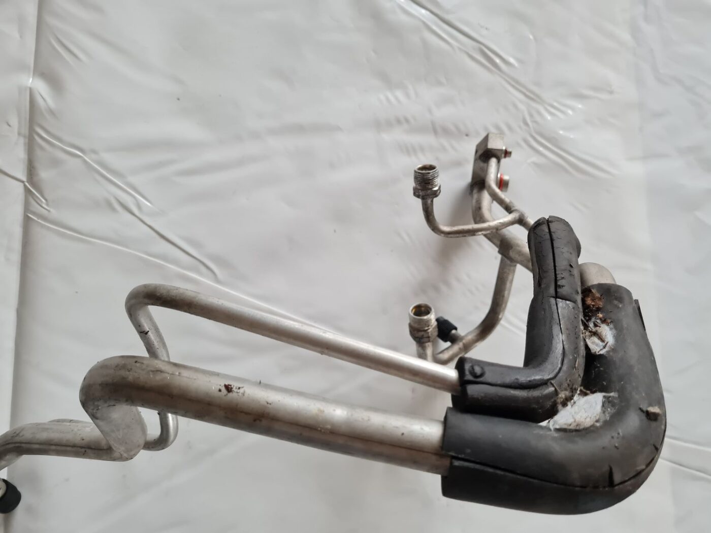 Gaisa kondicioniera galvenā caurule priekš DODGE JOURNEY 2010