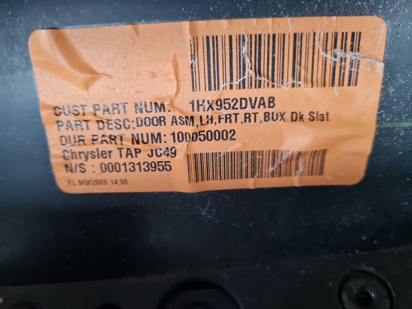 Priekšējo kreiso durvju apdare priekš DODGE JOURNEY 2010