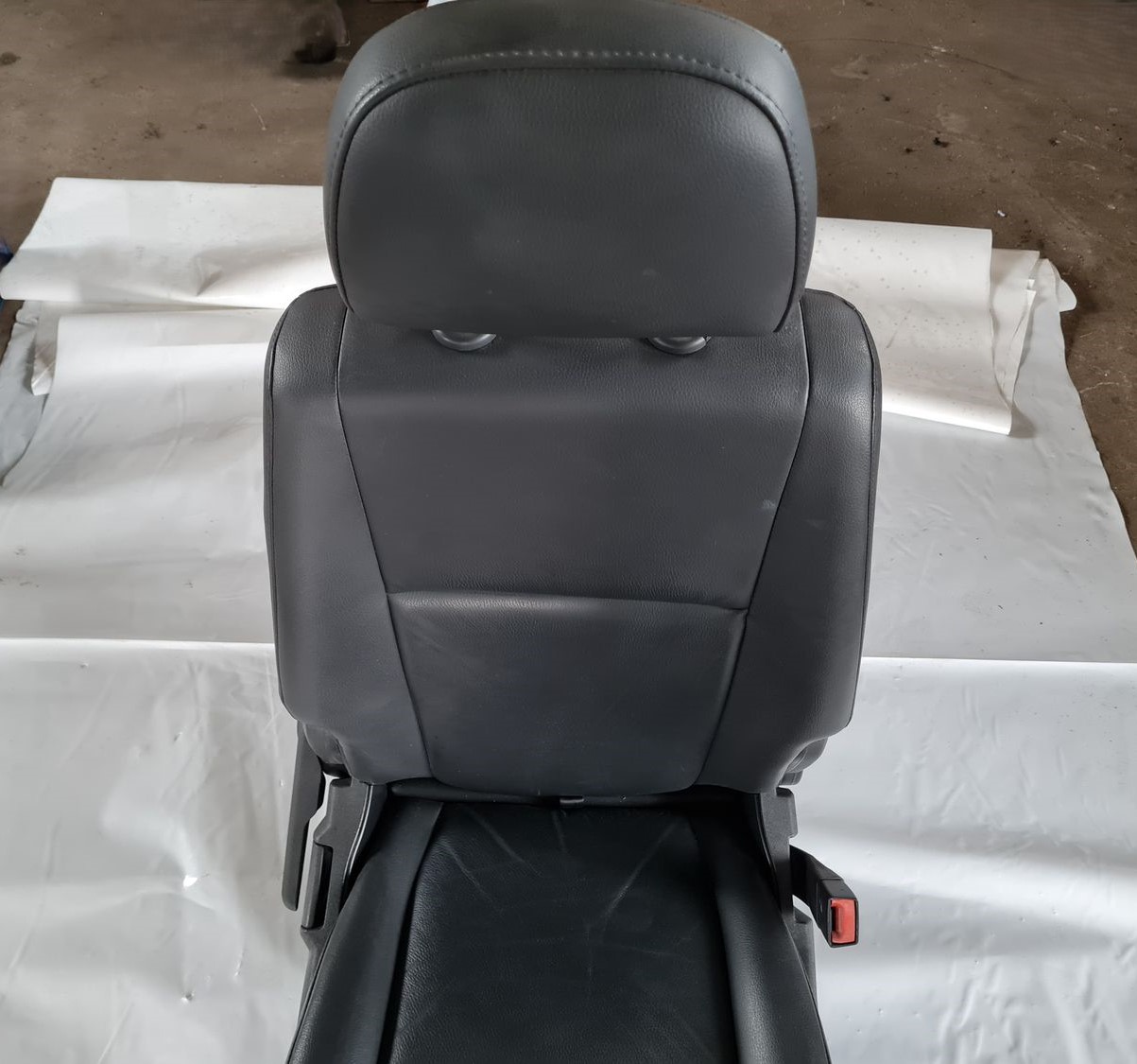 Priekšējais labais sēdeklis priekš DODGE JOURNEY 2010