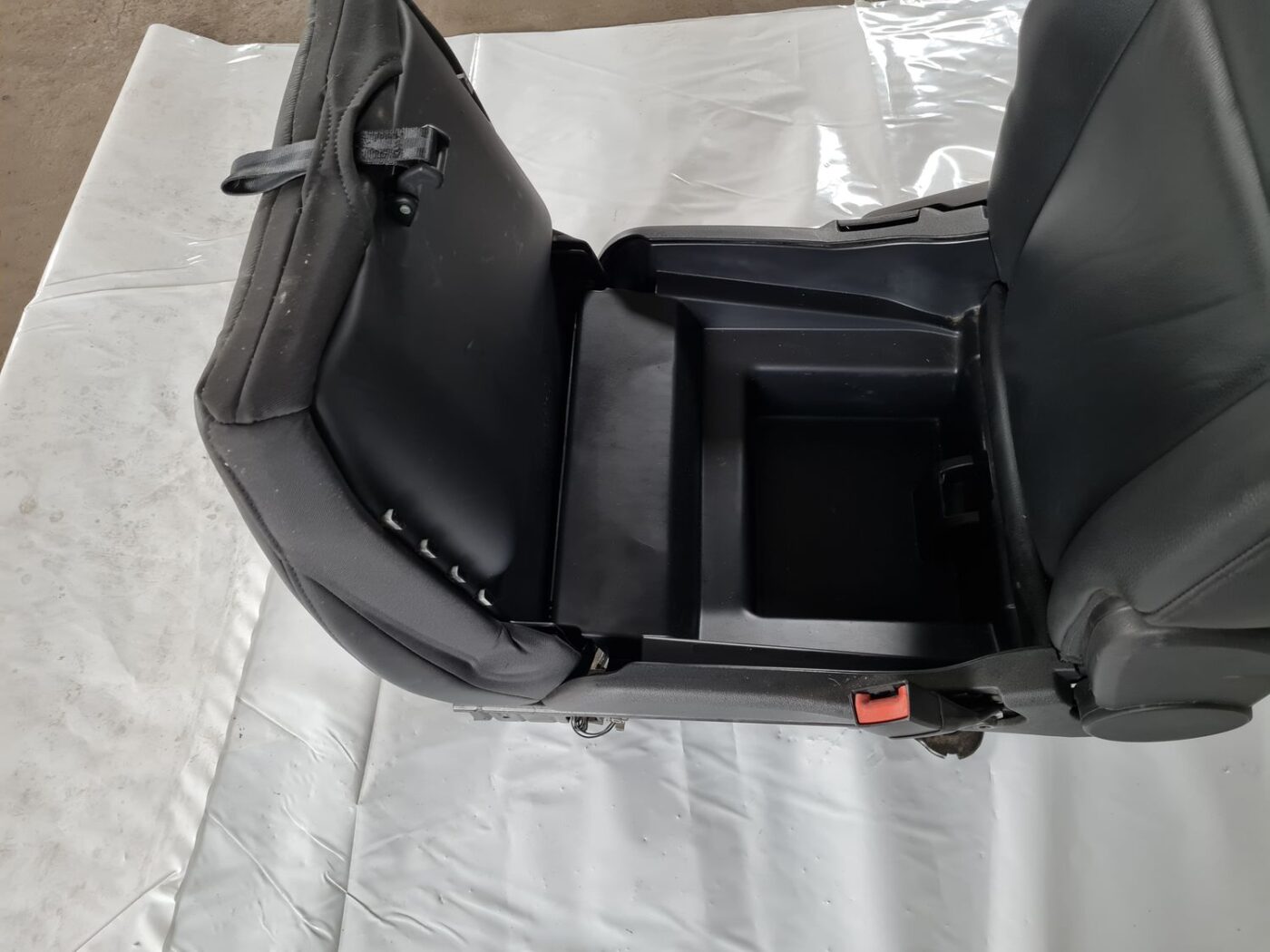 Priekšējais labais sēdeklis priekš DODGE JOURNEY 2010