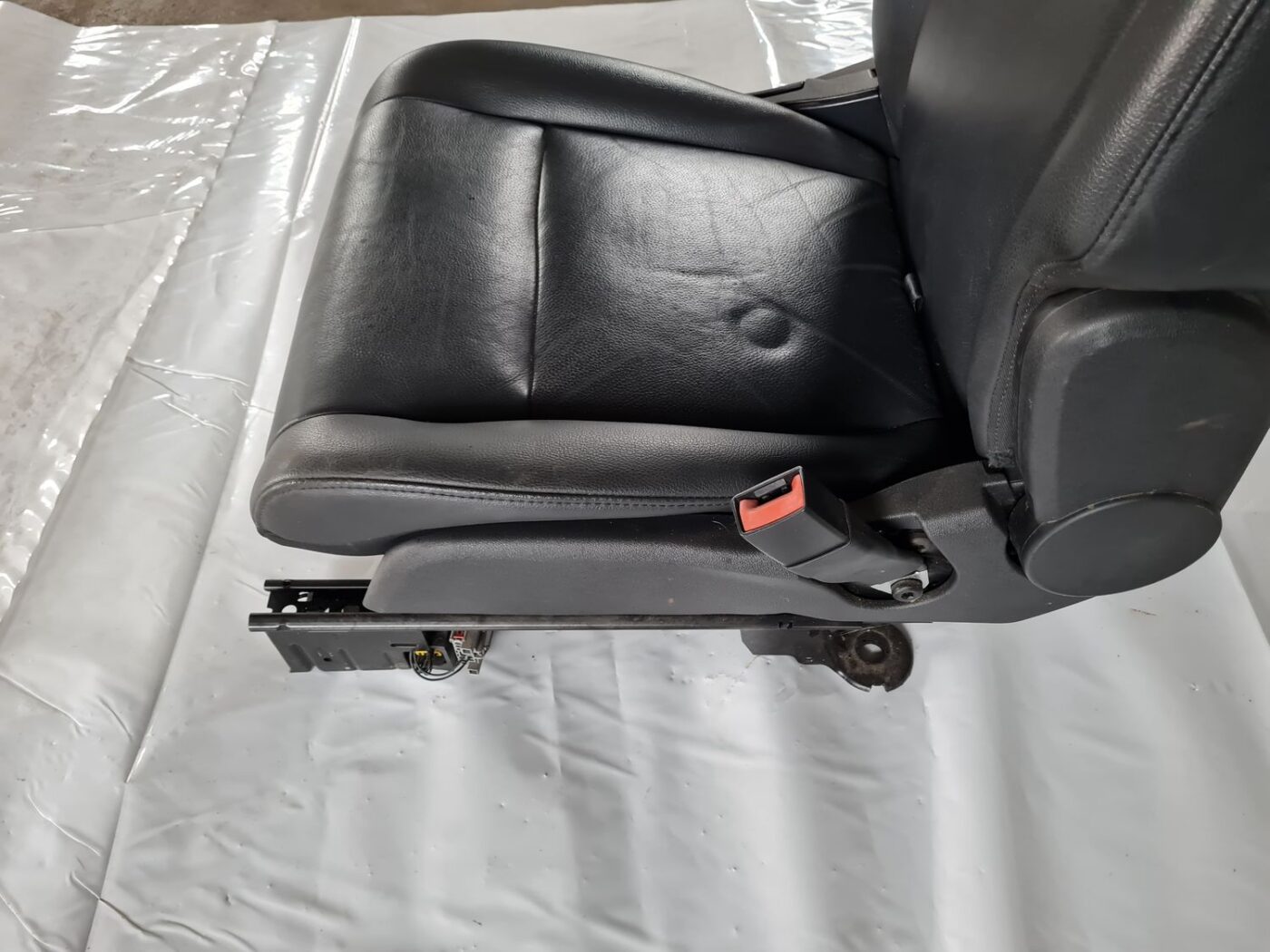 Priekšējais labais sēdeklis priekš DODGE JOURNEY 2010