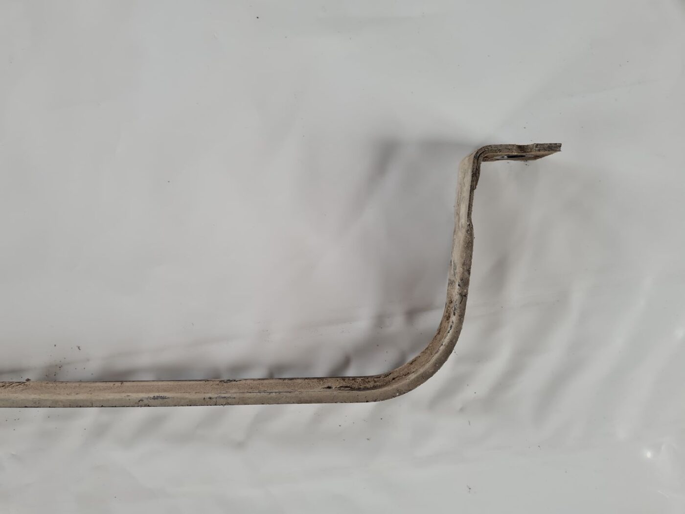 Degvielas tvertnes kronšteins priekš VW CRAFTER 2018