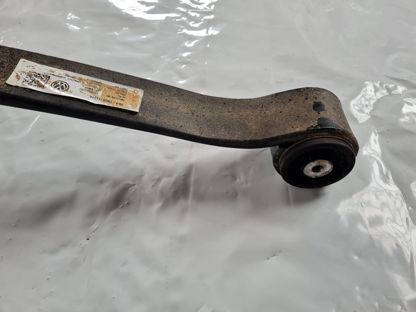 Atsperlāga/resora priekš VW CRAFTER 2018 5 Atsperlāga/resora priekš VW CRAFTER 2018