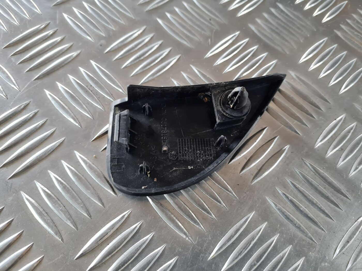 Durvju spoguļa apdares uzlika salonā (bez skaļruņa) priekš DODGE JOURNEY 2010