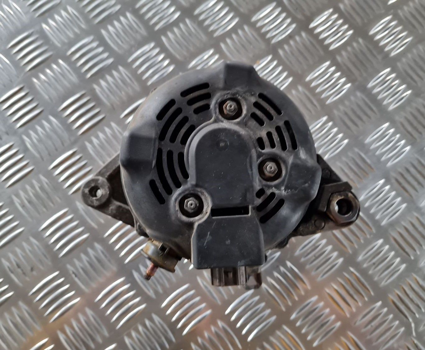 Ģenerators priekš TOYOTA AURIS 2007 3 Ģenerators priekš TOYOTA AURIS 2007