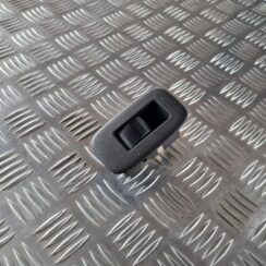 Stikla pacelšanas poga priekš TOYOTA AURIS 2007