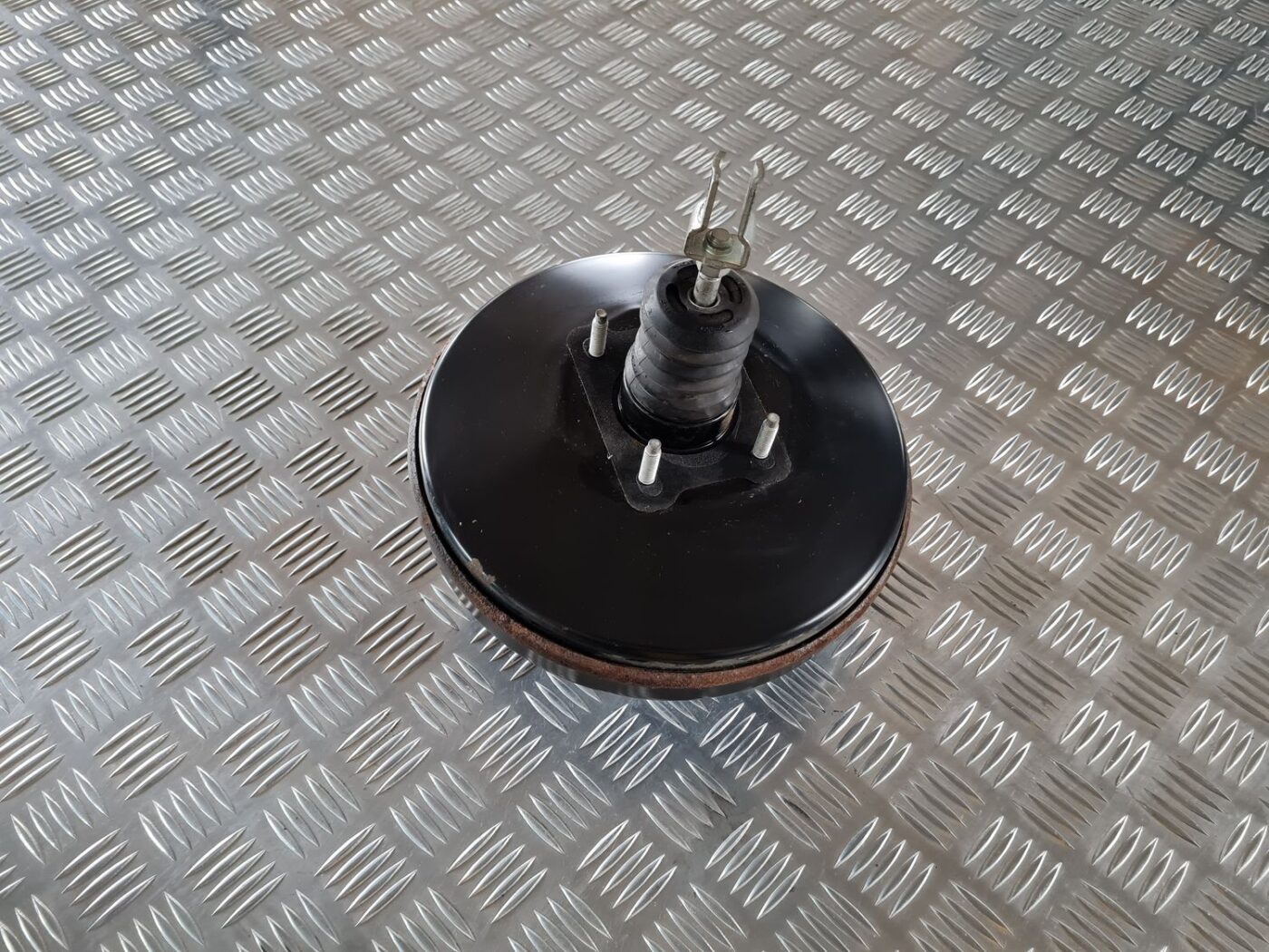 Vakuuma bremžu pastiprinātājs priekš TOYOTA AURIS 2007