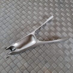 Centrālās konsoles apdares lielākā daļa priekš TOYOTA AURIS 2007