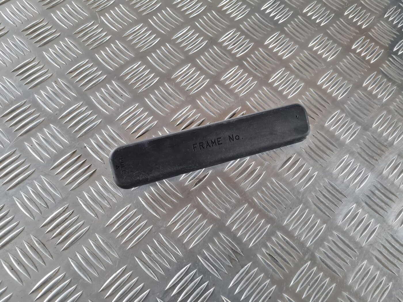 Salona plastmasa priekš TOYOTA AURIS 2007 1 Salona plastmasa priekš TOYOTA AURIS 2007