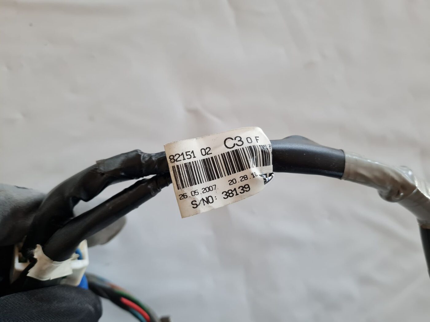 Durvju vadi priekš TOYOTA AURIS 2007 3 Durvju vadi priekš TOYOTA AURIS 2007