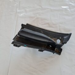 Vējstikla uzlikas (deflektora) režģis priekš TOYOTA AURIS 2007