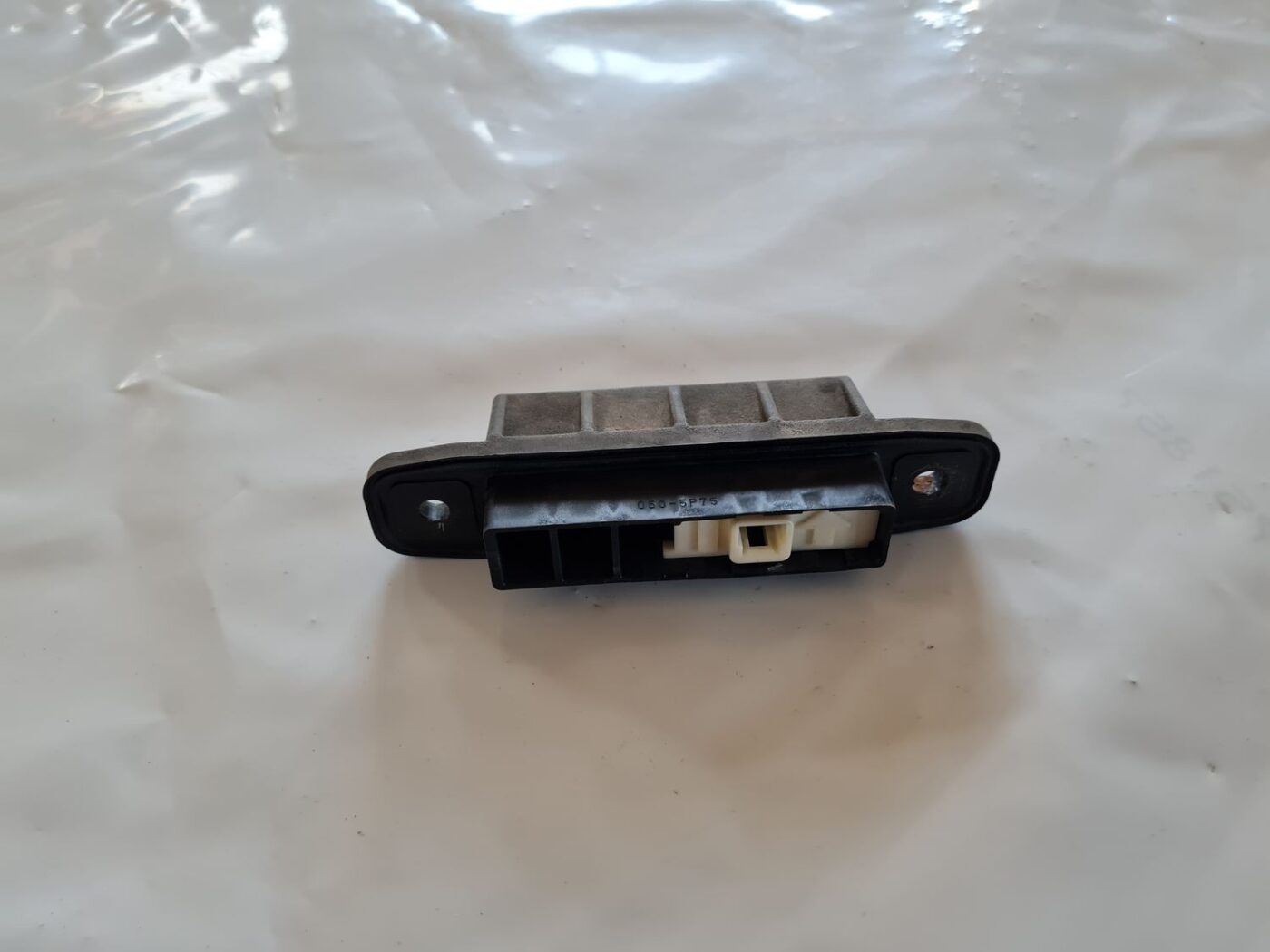 Bagažnieka vāka rokturis priekš TOYOTA AURIS 2007