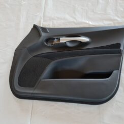 Priekšējo labo durvju apdare priekš TOYOTA AURIS 2007