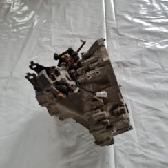 Mehāniska pārnesumkārba priekš TOYOTA AURIS 2007