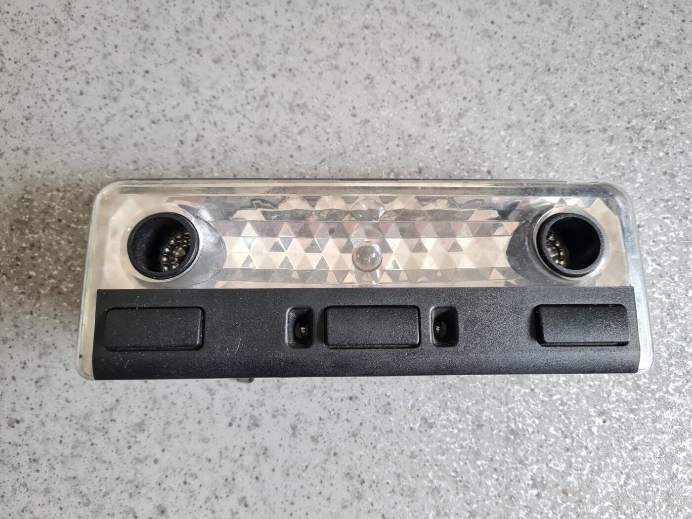 Priekšējo sēdvietu apgaismojums priekš BMW 320D E46 2004 TOURING 2 Priekšējo sēdvietu apgaismojums priekš BMW 320D E46 2004 TOURING