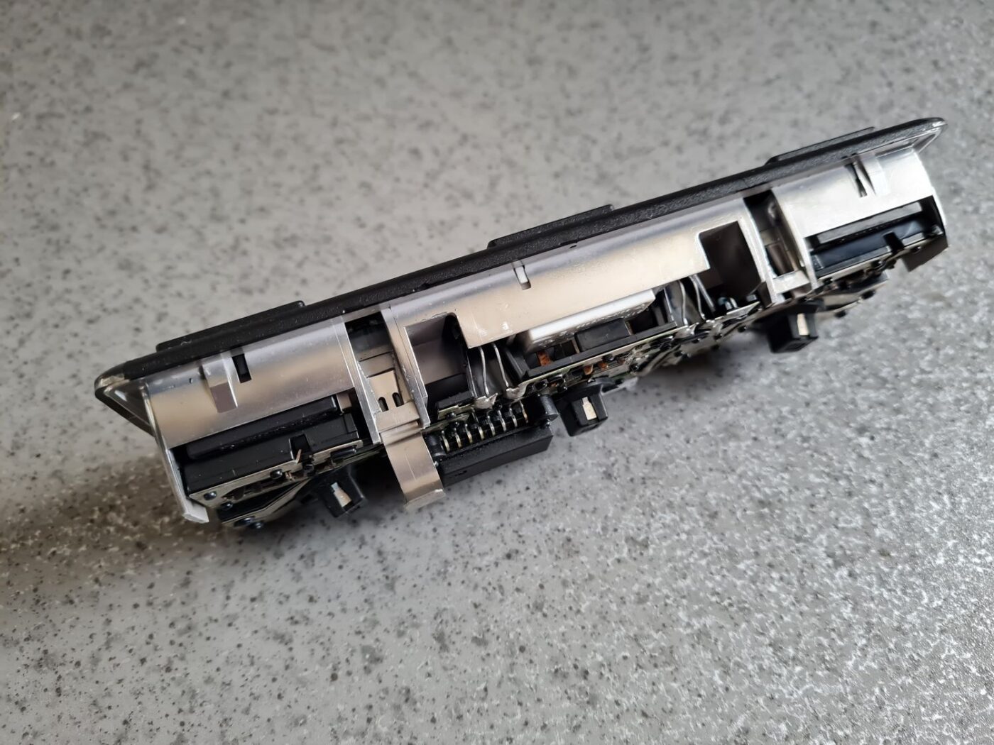 Priekšējo sēdvietu apgaismojums priekš BMW 320D E46 2004 TOURING 7 Priekšējo sēdvietu apgaismojums priekš BMW 320D E46 2004 TOURING