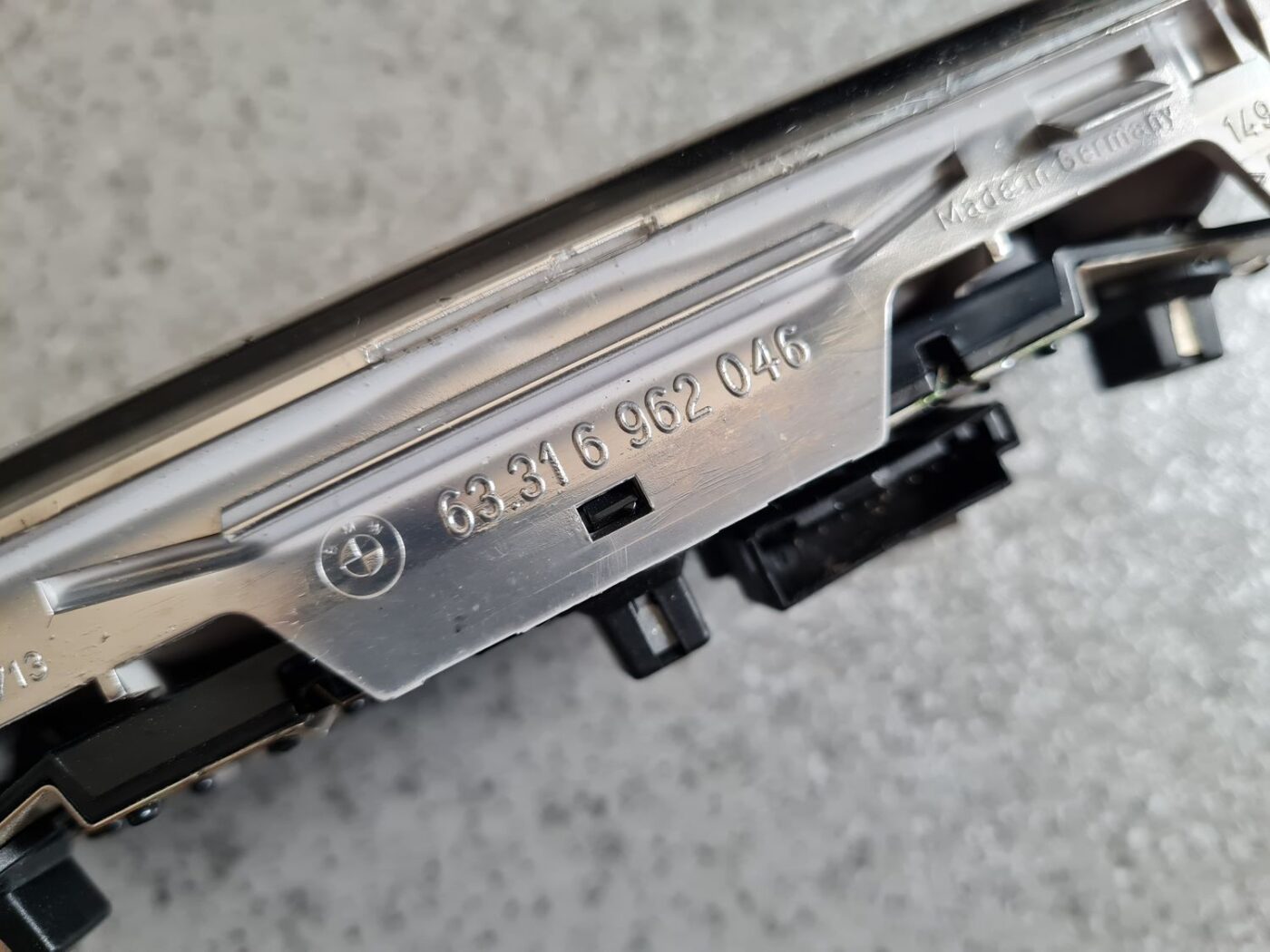 Priekšējo sēdvietu apgaismojums priekš BMW 320D E46 2004 TOURING 4 Priekšējo sēdvietu apgaismojums priekš BMW 320D E46 2004 TOURING