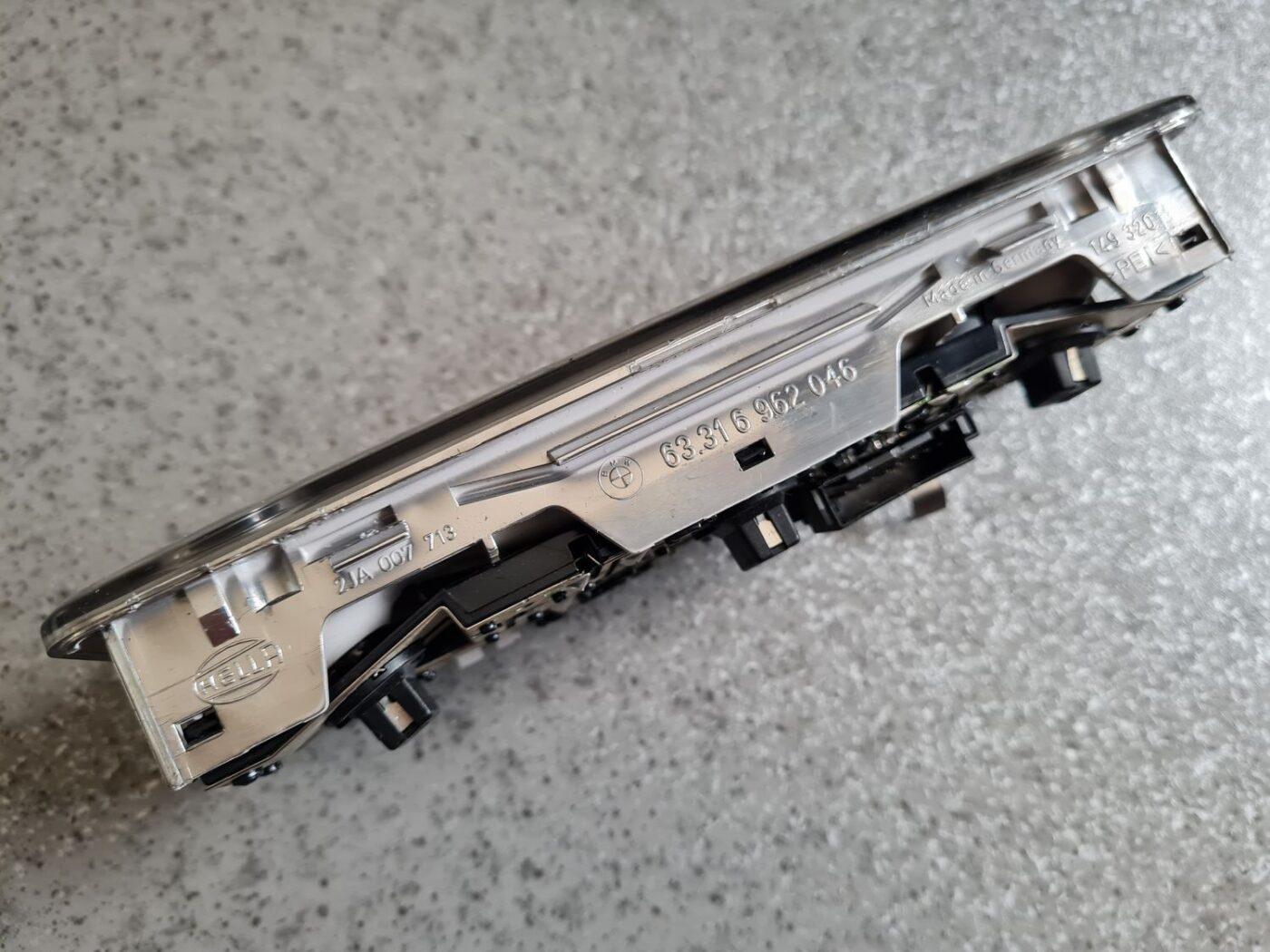 Priekšējo sēdvietu apgaismojums priekš BMW 320D E46 2004 TOURING 3 Priekšējo sēdvietu apgaismojums priekš BMW 320D E46 2004 TOURING