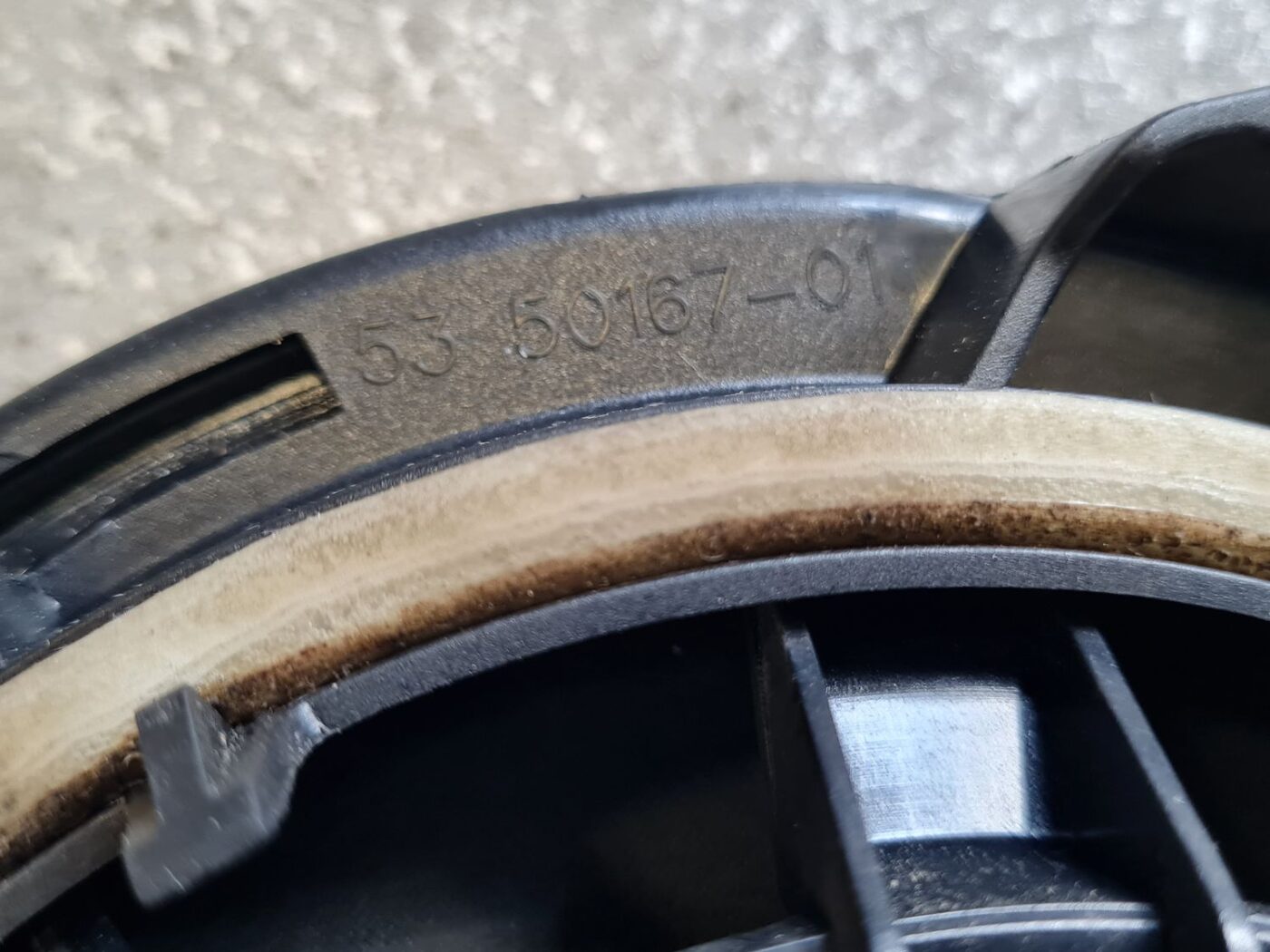 Durvju skaļrunis, apakšā priekš VOLVO V70 2006 3 Durvju skaļrunis, apakšā priekš VOLVO V70 2006