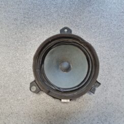 Durvju skaļrunis, apakšā priekš TOYOTA VERSO 2012