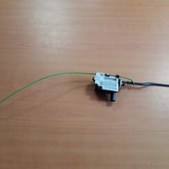 Degvielas tvertnes vāka slēdzene priekš BMW 1 E87 2007 GRAPHITE